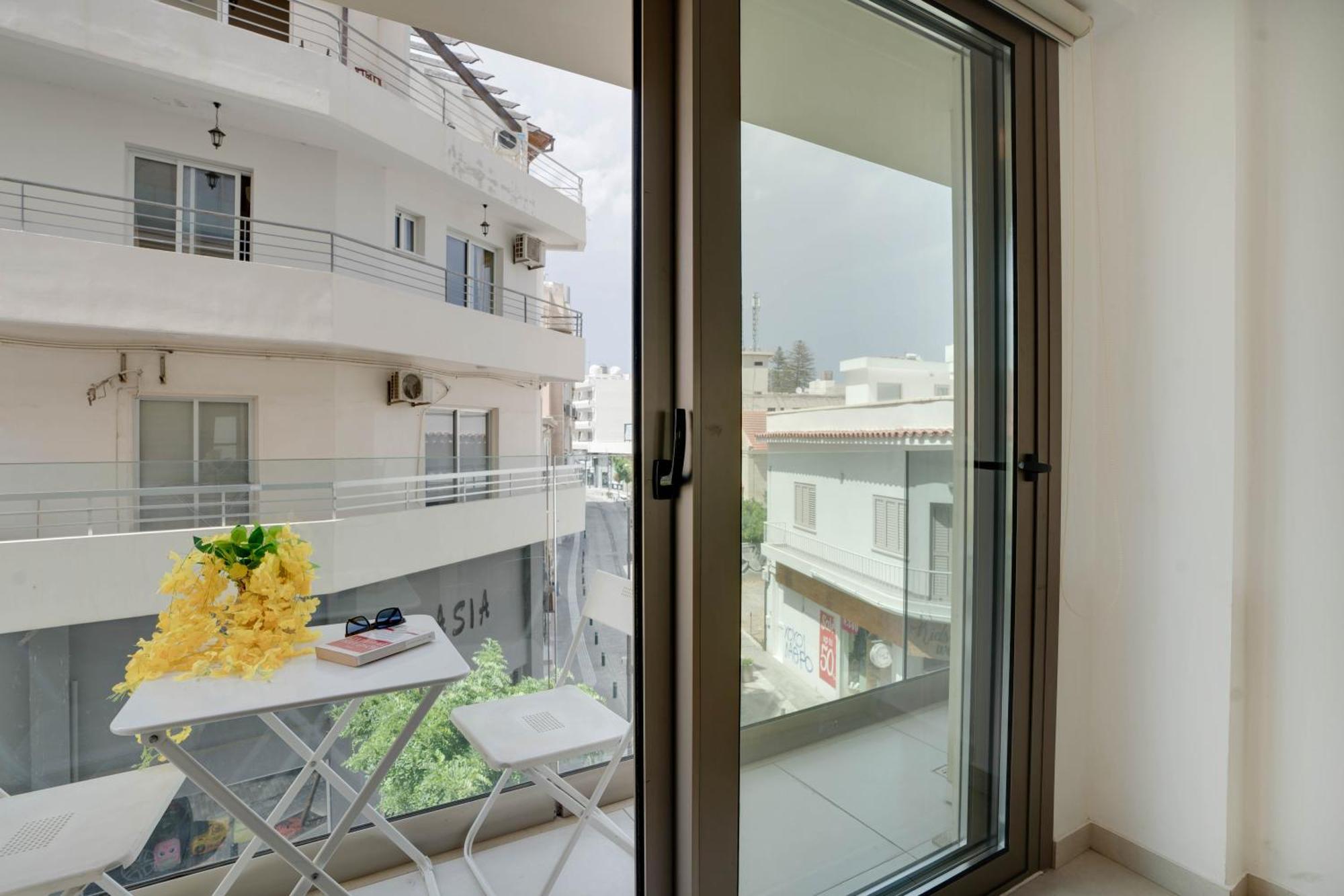 Lemon Paradise City Centre 200M From Beach Larnaca Zewnętrze zdjęcie