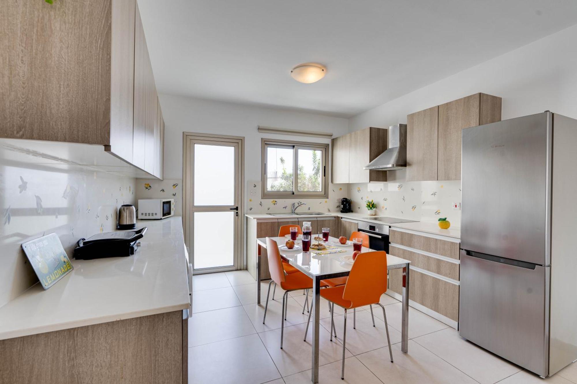 Lemon Paradise City Centre 200M From Beach Larnaca Zewnętrze zdjęcie